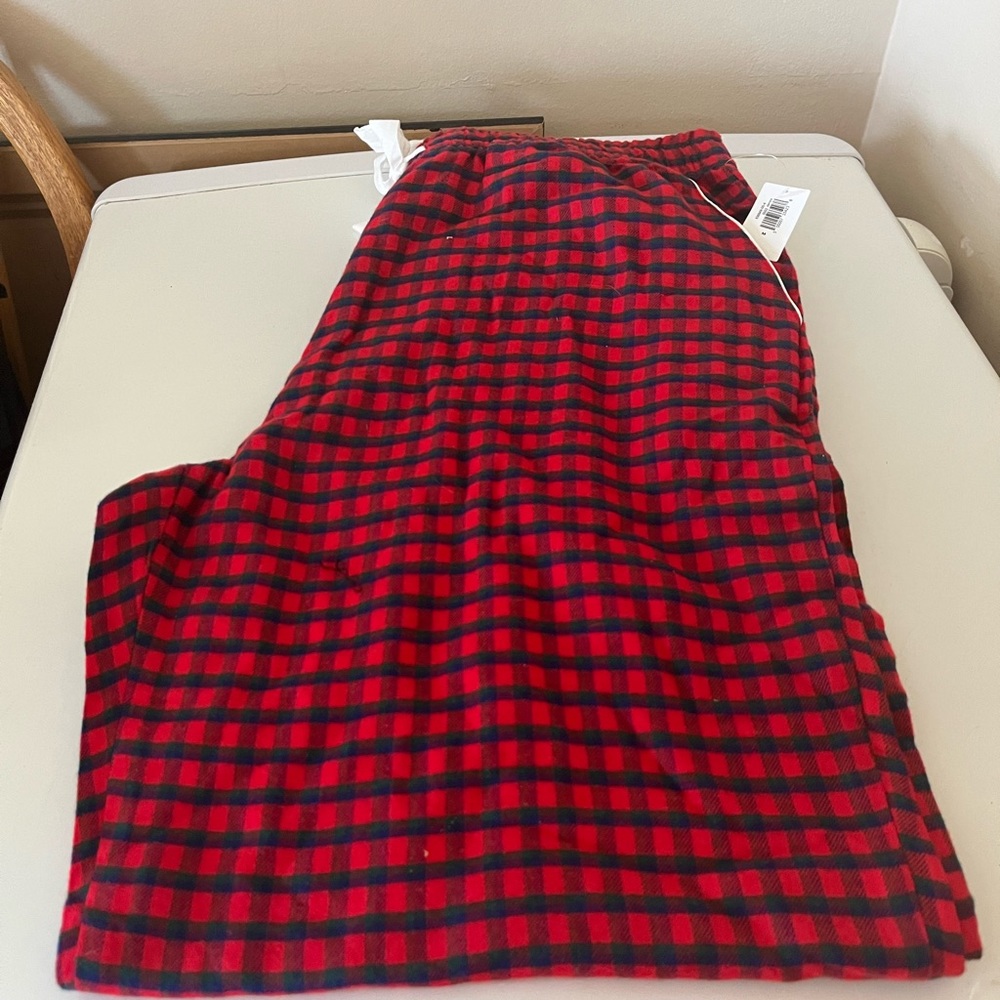 GAP women’s flannel Sleep pants
